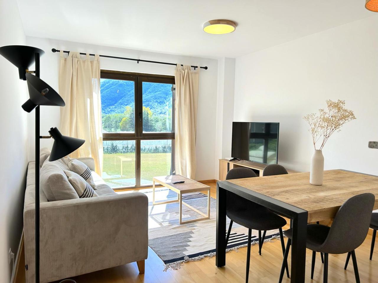 Modern I Familiar Apartament A Esterri D'Aneu By Rural D'Aneu מראה חיצוני תמונה